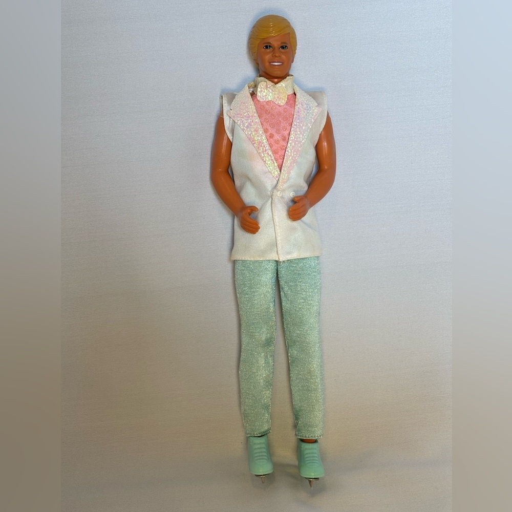 vintage 1989 Mattel Ice Capades Ken doll (model 7375)